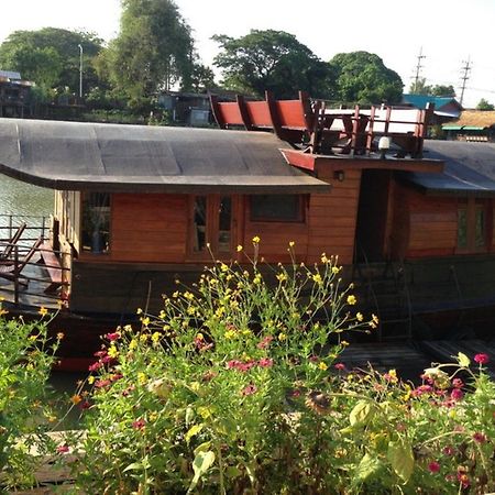 Ayothaya Riverside House Phranakhonszi Ajutthaja Kültér fotó